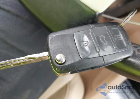 2008 Volkswagen Jetta Se/Sel from USA, damaged, VIN 3VWRZ71K48M075943